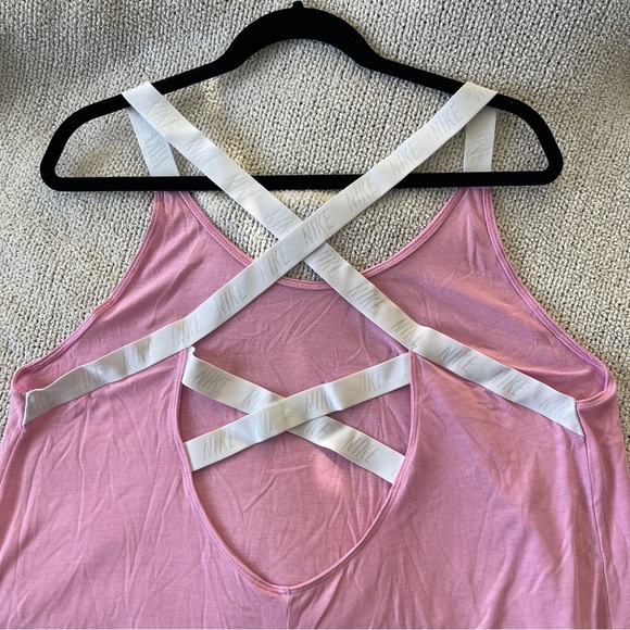 Nike Pink Women's workout tank top crisscross back XXL - Picture 5 of 6